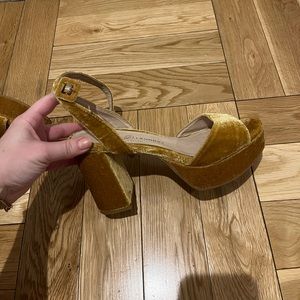 Chinese Laundry Velvet Heeled Sandals